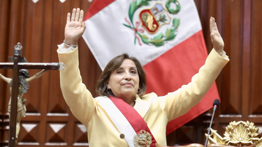 Dina Boluarte, la incógnita al mando de un Perú en permanente estado de terremoto político