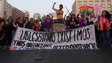 Agresión lesbofóbica en Las Condes: Movilh denuncia ataque número 28 contra personas LGTBI este año