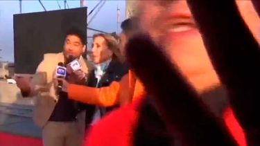 VIDEO| Karen Doggenweiler es desalojada con guardias de la alfombra roja de la Gala de Viña