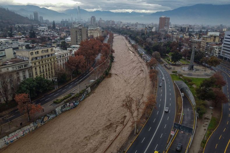 Se esperan importantes lluvias en Santiago para los próximos días - Agencia Uno