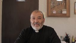 Cura Óscar Zamora: Algunos hermanos de derecha me tratan de Satanás