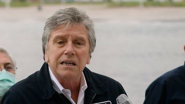 Alberto Espina es dado de alta tras preocupante cuadro de salud durante el fin de semana
