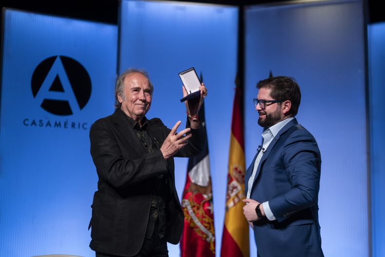 Boric_Serrat scaled.jpg