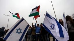 Colombia corta relaciones con Israel y UE califica sus ataques a convoy de “despreciable”