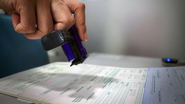 Caso Licencias salta al sector privado: Suseso pide investigar a 3 millones de trabajadores que viajaron al extranjero