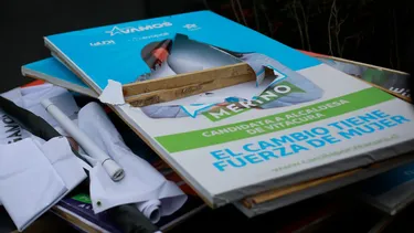 Miles de metros  de PVC que no se recicla: Proyecto de ley contra basura electoral duerme en el Senado