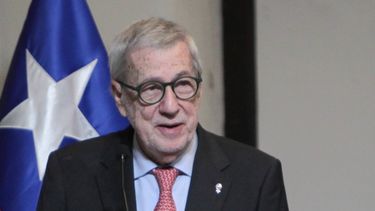 Van Klaveren y posible arribo de Bachelet a la ONU: Sería una gran candidata