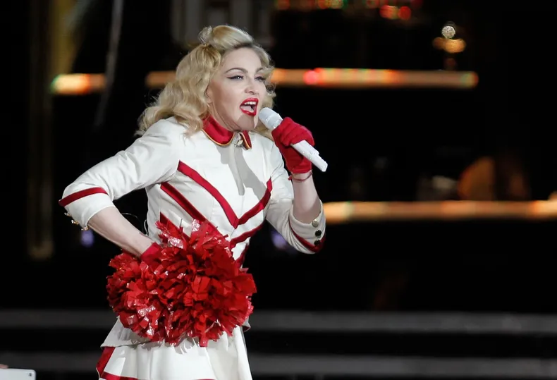 10803 madonna trump.webp