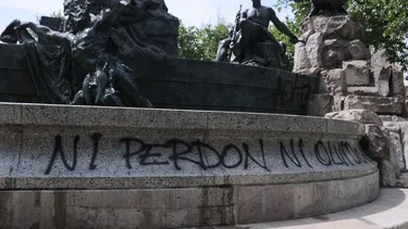 FOTOS| No duró ni un día: Así quedó la histórica Fuente Alemana del Parque Forestal tras restauración