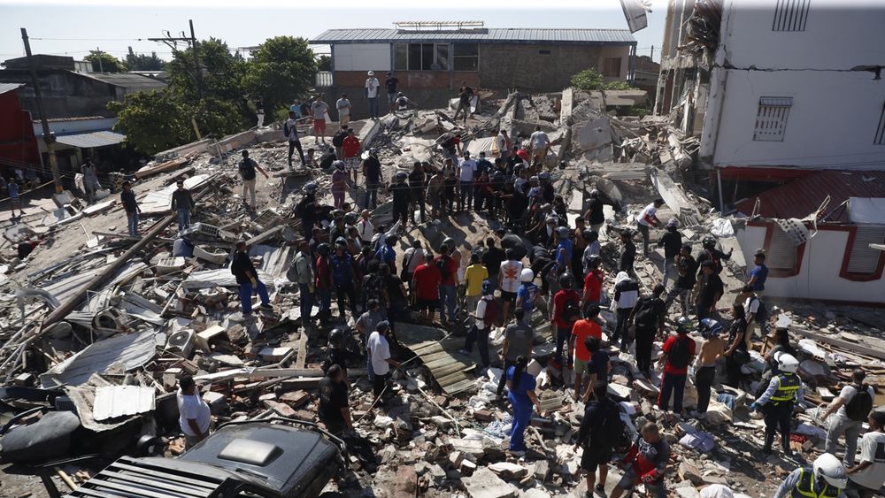 Imágenes de la destrucción en Colombia tras fuerte terremoto - Agencia Uno