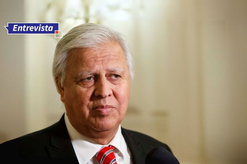 8093 senador gaston saavedra.jpg