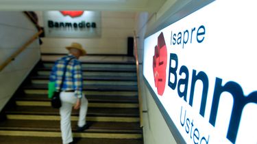 Gobierno aclara que isapres serán las encargadas de devolver los excesos en caso de doble cotización