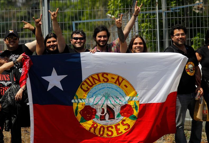 16966 guns n roses en chile.jpg