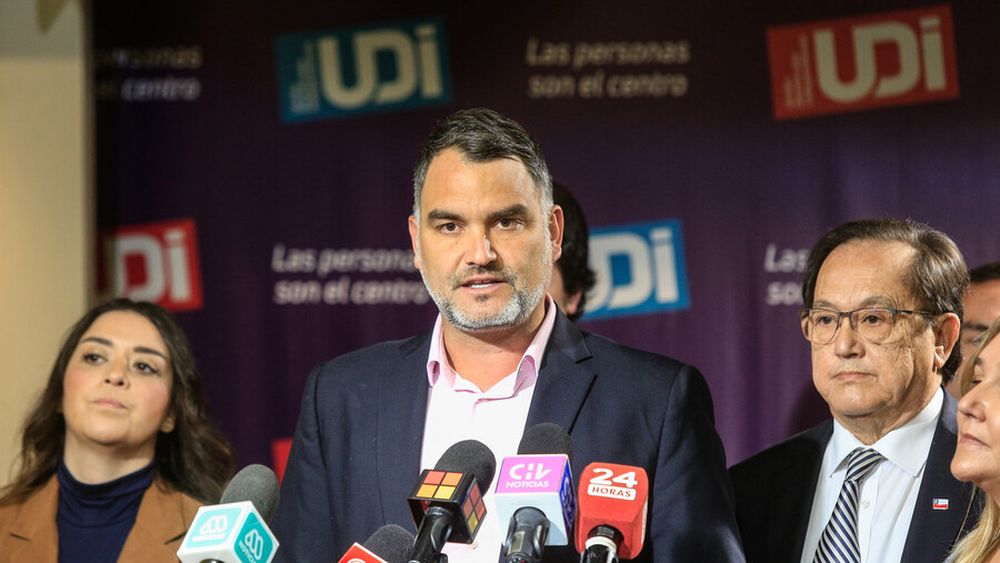 Triunfo del En contra: Chile Vamos evita autocrítica y asegura que se “ratificó” Constitución del 80’