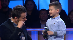 REDES| Que haría tu hijo: Sergio Lagos e internet se rinden ante niño que eligió un refrigerador para sus padres antes que un juguete