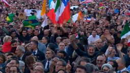 Así fue la tensa espera en Roma para conocer al nuevo papa