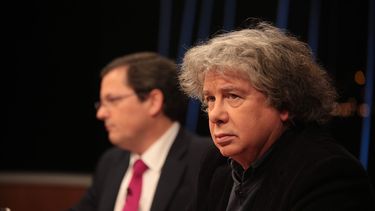 Villegas sobre machi Linconao: Parece que las huelgas de hambre convierten a los cómplices de crímenes en mártires