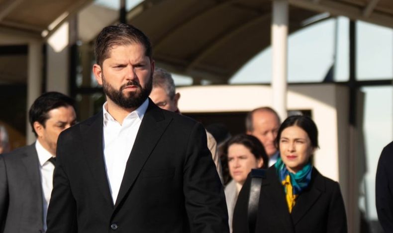 Boric punto de prensa.jpg