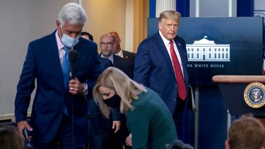 VIDEOS| Trump es evacuado por el servicio secreto en plena conferencia de prensa tras tiroteo afuera de la Casa Blanca