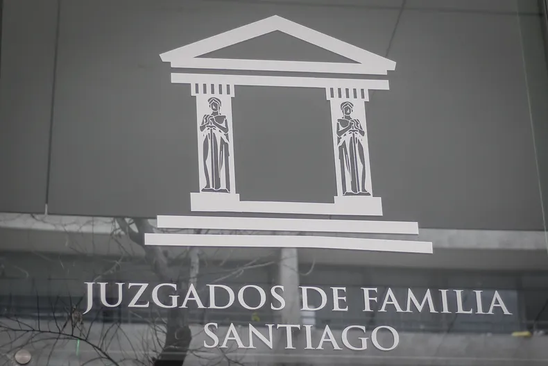 padre cesante dijo que juez se excedio al subir pension de alimentos y alego contradicciones corte confirmo el aumento.webp