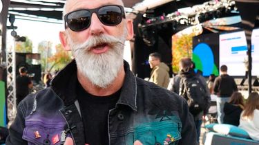 Se va el Tío WOM: Chris Bannister es removido como CEO tras acogerse al Capítulo 11