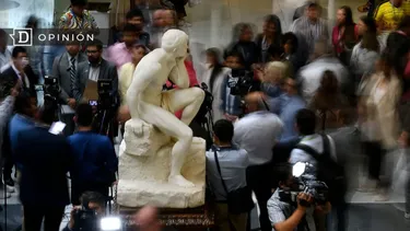 El Desconcierto | 18981 periodistas en el sector de el pensador en el parlamento.webp