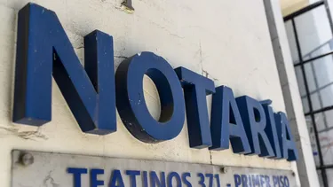 Con fiscalización y tope de aranceles, pero sin digitalización: La reforma notarial que avanza en parte y deja mucho fuera