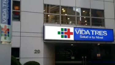 Isapre subió plan de salud a afiliado con tabla de factores derogada y deberá pagar $2,5 millones por daño emergente