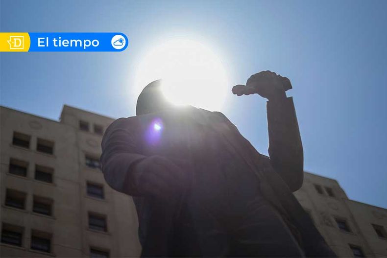 El Tiempo 13.jpg