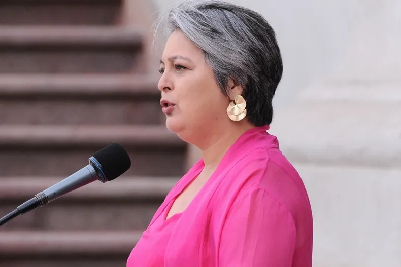 12395 ministrajeannettejara.webp