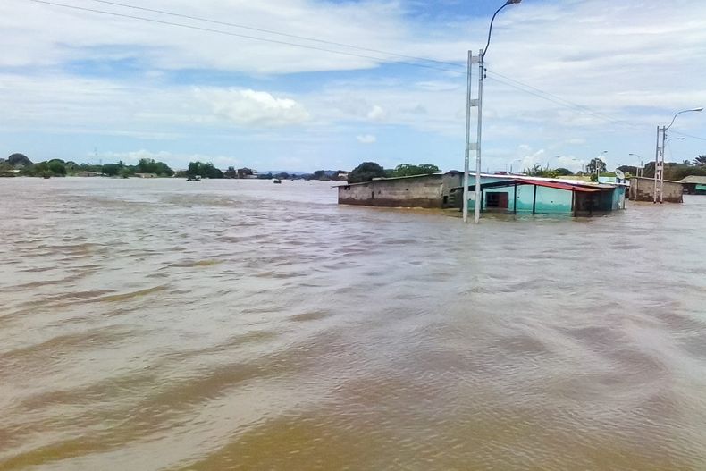 Venezuela ahora es afectado por fuertes lluvias - Agencia Uno