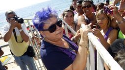 Clamor popular: Interrumpen despacho de Mucho Gusto en barrio Meiggs para pedir la salida de Patricia Maldonado