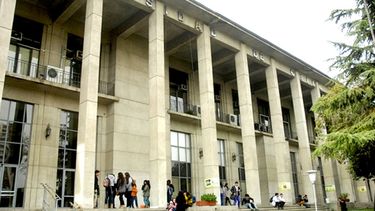 El Desconcierto | facultad medicina u chile.jpg