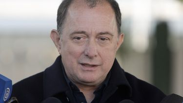 Iván Poduje apunta a terrenos de las FF.AA. - Agencia Uno