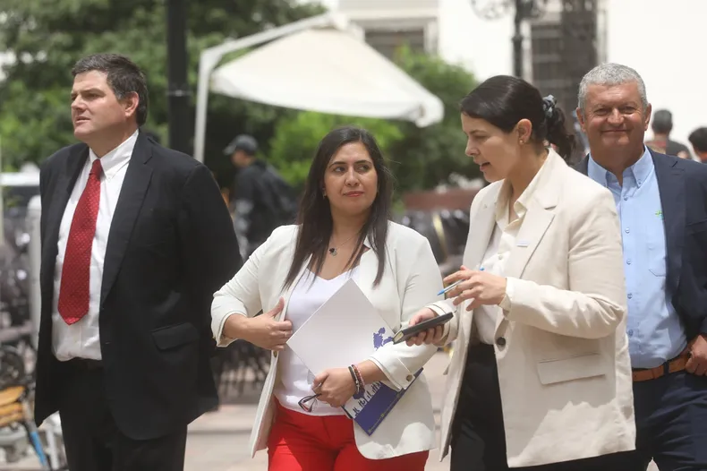 13365 a uno 1629423.webp