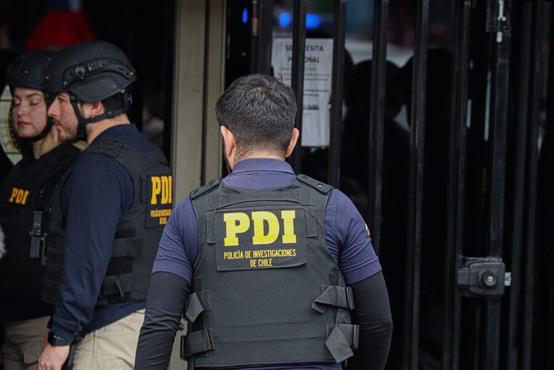 pdi condenada por apremios ilegitimos exige en tribunales mantener pago de su sueldo  fue acogido.jpg
