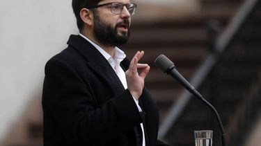 Boric conversó con Zelenski: “Le manifesté que puede contar con el apoyo de Chile”