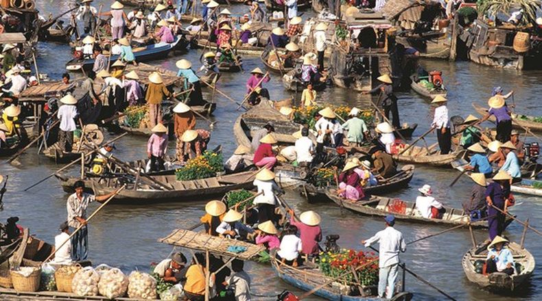 mercado flotante mekong 1.jpg