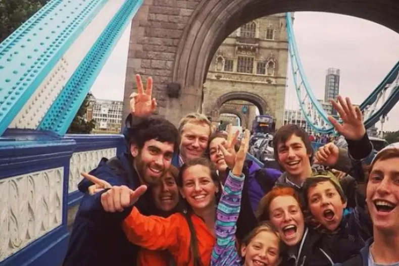 27205 27203 whatsapp image 2025 12 10 at 1933.webp