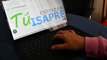 Espacio Público e isapres: Valoran ley corta y cuestiona alternativa Walker-Rincón