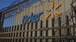 Walmart anuncia su mayor inversión en Chile con 70 nuevos supermercados y 4 mil puestos de trabajo