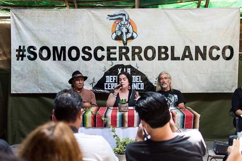 foto prensa cerro blanco.jpg