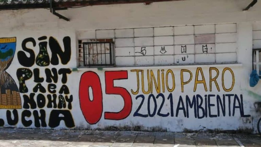 Glifosato, fracking y líderes asesinados: Reclamos ambientales se suman al paro nacional de Colombia