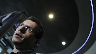 Manipulé literariamente mi recuerdo: Alberto Fuguet niega episodio de violación descrito en libro autobiográfico