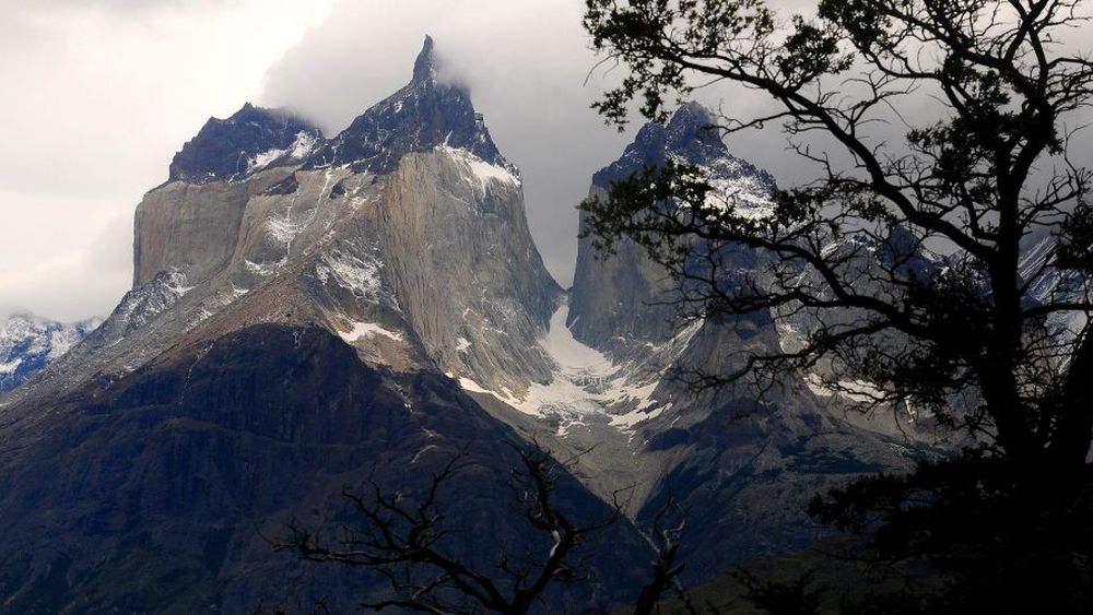 Diputado Melo (PS) acusa despreocupación del gobierno en la protección de Glaciares