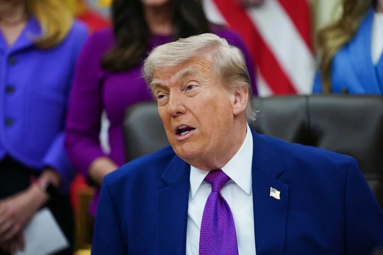 Donald Trump tomaría una decisión sobre Irán este viernes - Agencia EFE