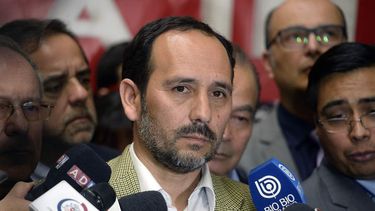 Núñez (PC) y rechazo al litio: “La Cámara se doblegó al poder corruptor de Ponce Lerou”