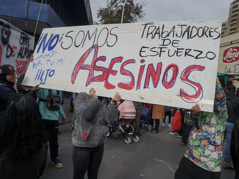 A_UNO_1374398.jpg