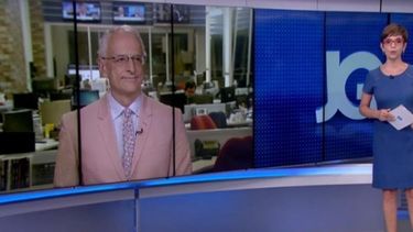 Ella de azul y él de rosado: Periodistas de Globo se manifiestan ante dichos de la ministra de Familia de Bolsonaro