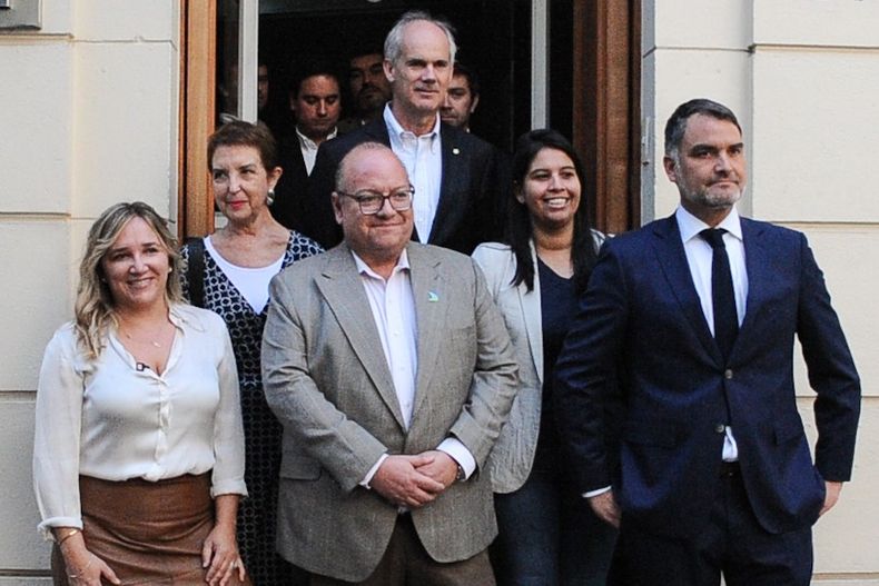 2105 directiva chile vamos.jpg